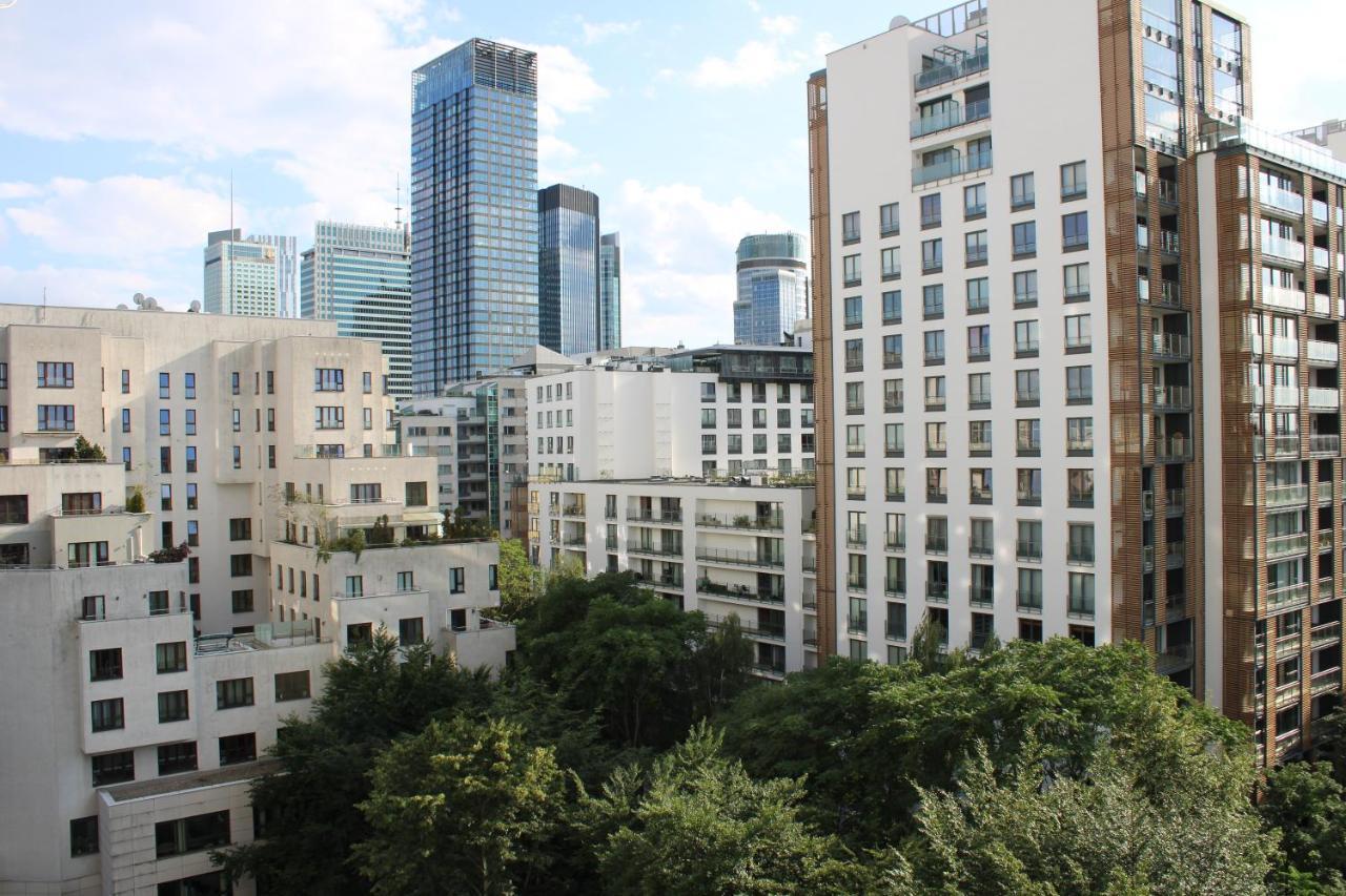 Apartment Strict Center Comfortable Apartment, 10th-floor With Beautiful View On The Park And Skyscrapers, Free Wifi, Self Check-in/out