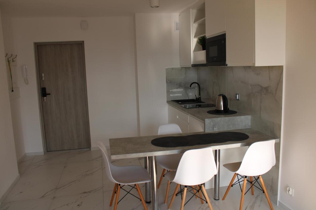 Strict Center Comfortable Apartment, 10th-floor With Beautiful View On The Park And Skyscrapers, Free Wifi, Self Check-in/out
